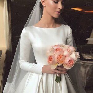 Elegant White Wedding Dress